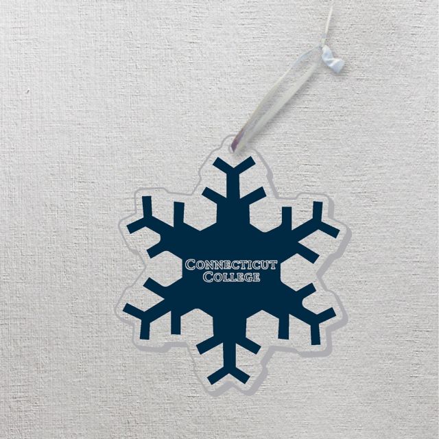 Connecticut College 3 x 4 Ornament